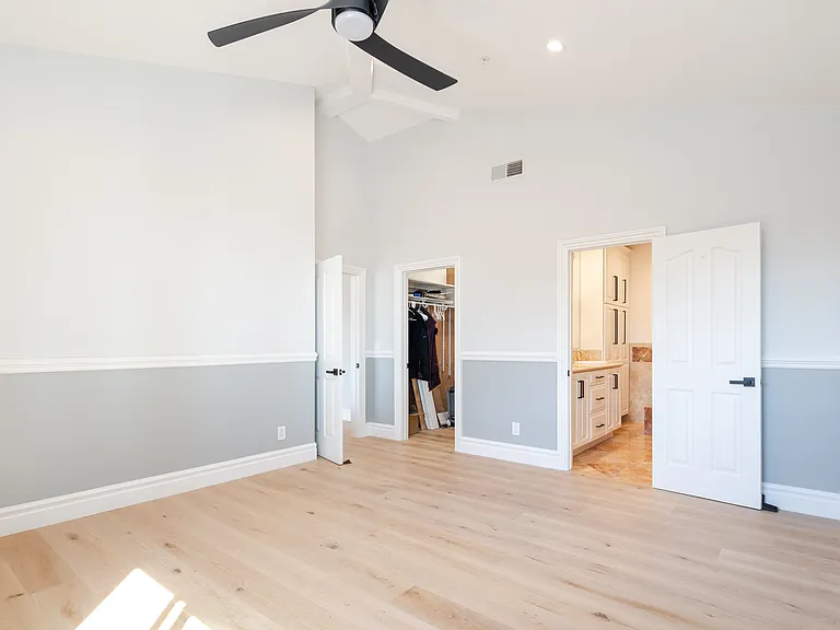 1516 Pacific Coast Hwy #304 — Photo 13