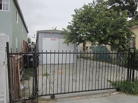 1st image of 10521 Juniper St