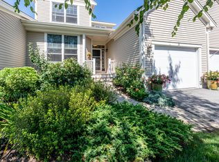 31 Grey Hawk Dr, Mashpee, MA 02649