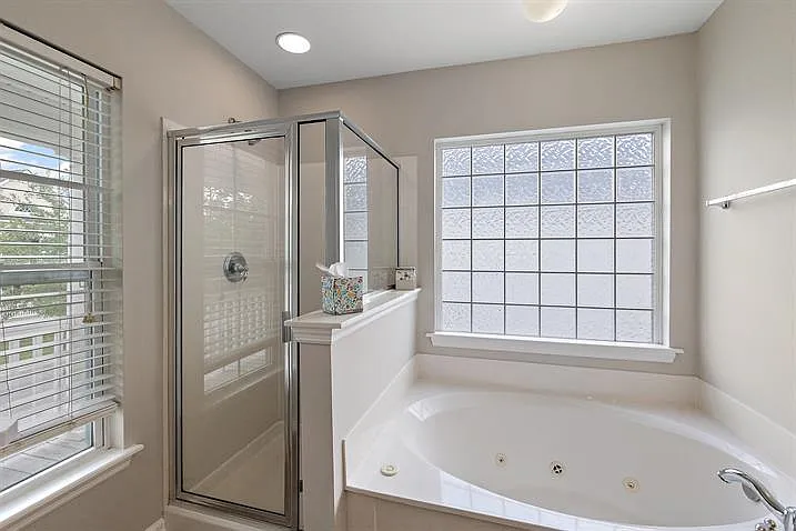 1948 Hubbell Dr — Photo 10