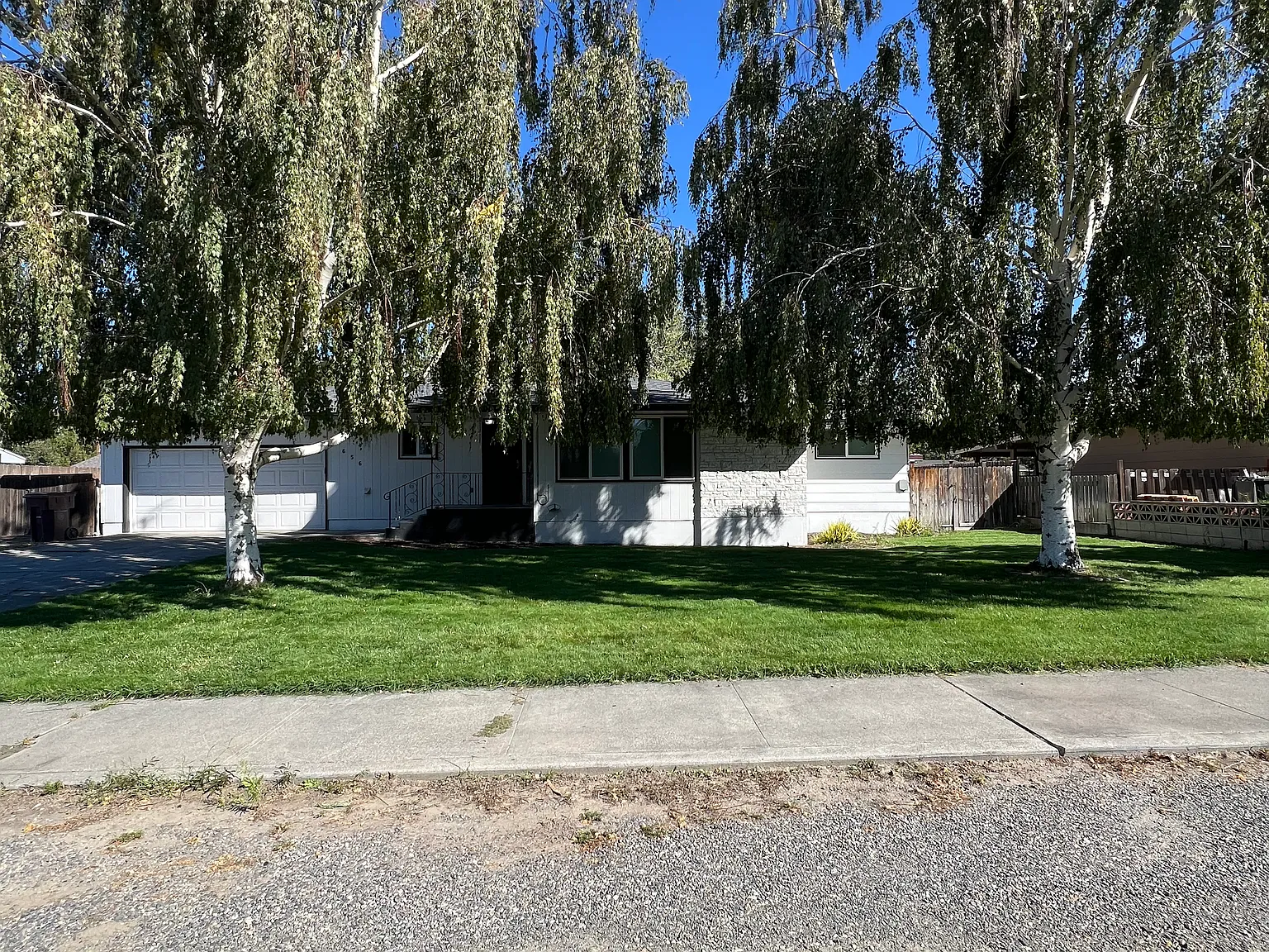 5 bed, 2800 sqft, $2,800 — Photo 1