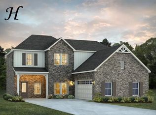 2211 Cannon Gate Dr, Opelika, AL 36801
