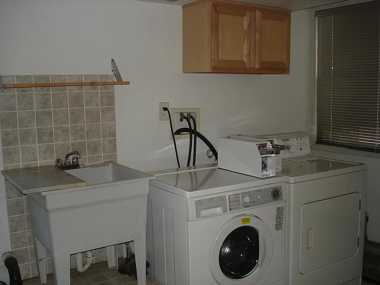1712 P St #B — Photo 44