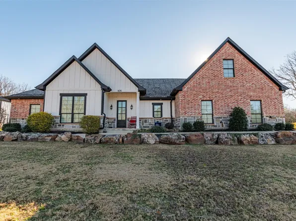 101 Lakeview Trl, Mabank, TX 75147