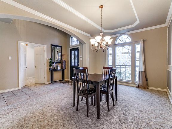 3rd image of 7 Pinedale Ct