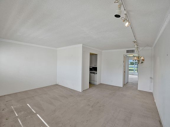3rd image of 2801 Victoria Way #F2