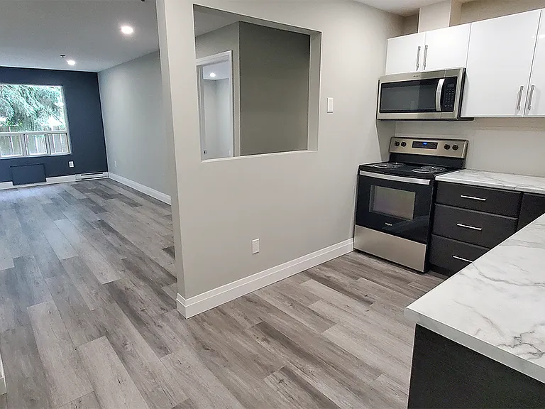 575 Lake St — Photo 14
