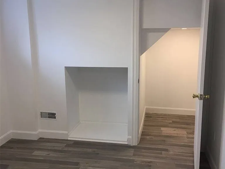 16 Onslow Ct #LOWER — Photo 11