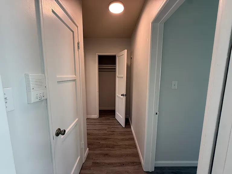 1222 McClellan Dr #8 — Photo 14