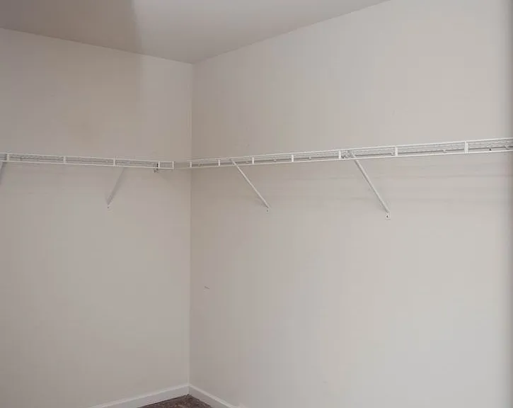 523 Fawn Ln — Photo 17