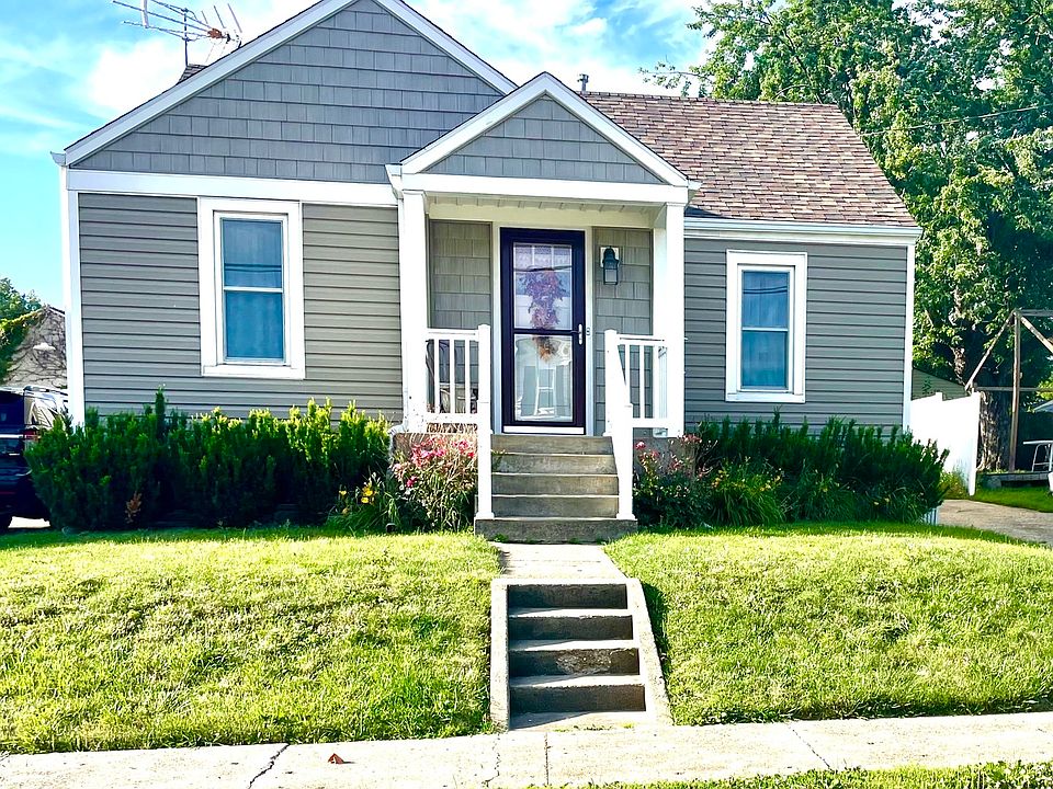 1st image of 715 Saint Vincents Ave