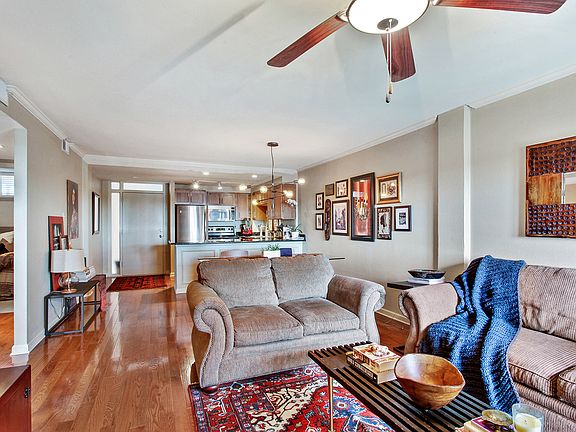 3rd image of 3915 Saint Charles Ave APT 705