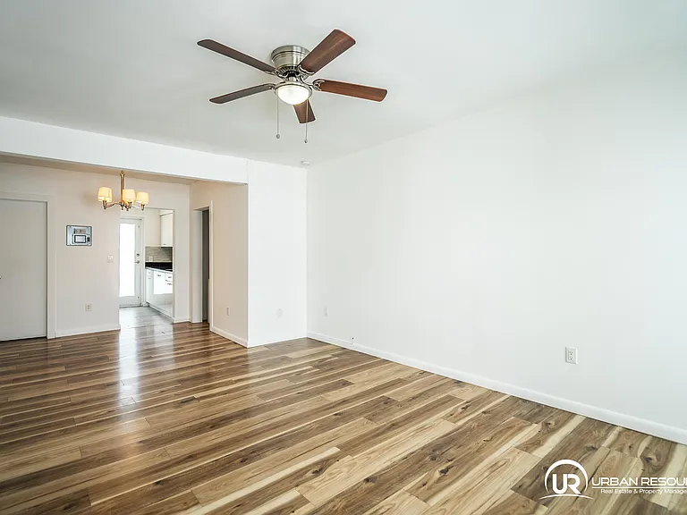 1120 Euclid Ave #9 — Photo 9