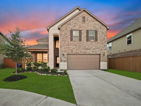 12808 Narrow Cove Dr, La Marque, TX 77568