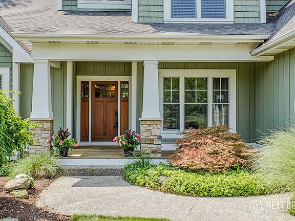 2nd image of 7993 Meadowood Dr