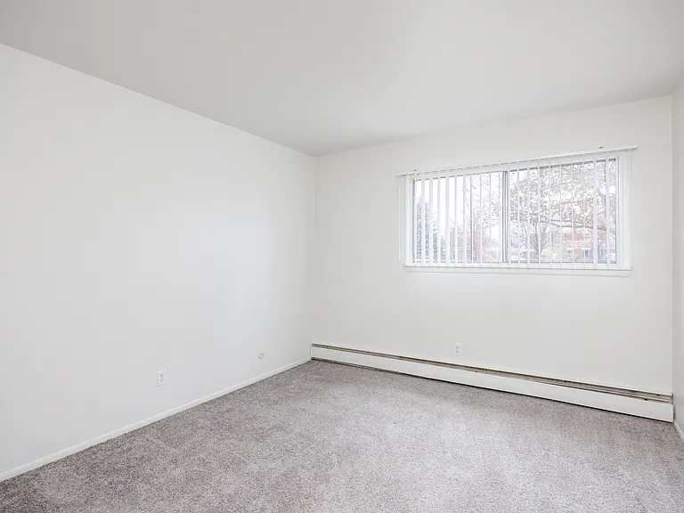Cedar Creek Apartments — Photo 11