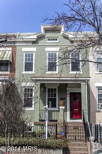 1412 C St NE photo 1