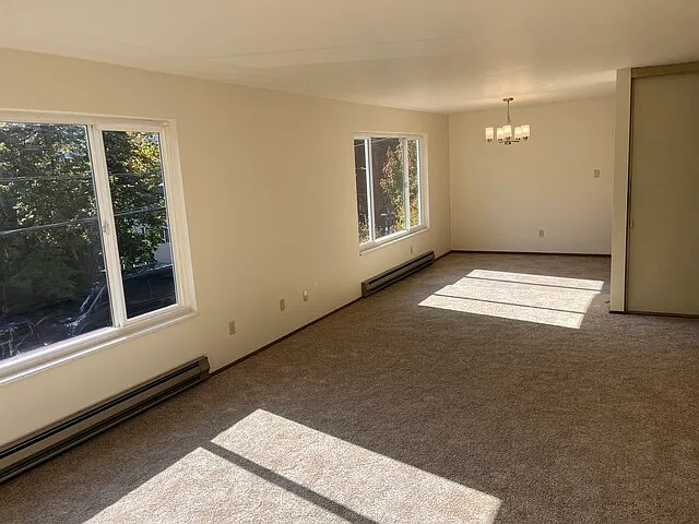 2 bed, 1100 sqft, $2,295 — Photo 2