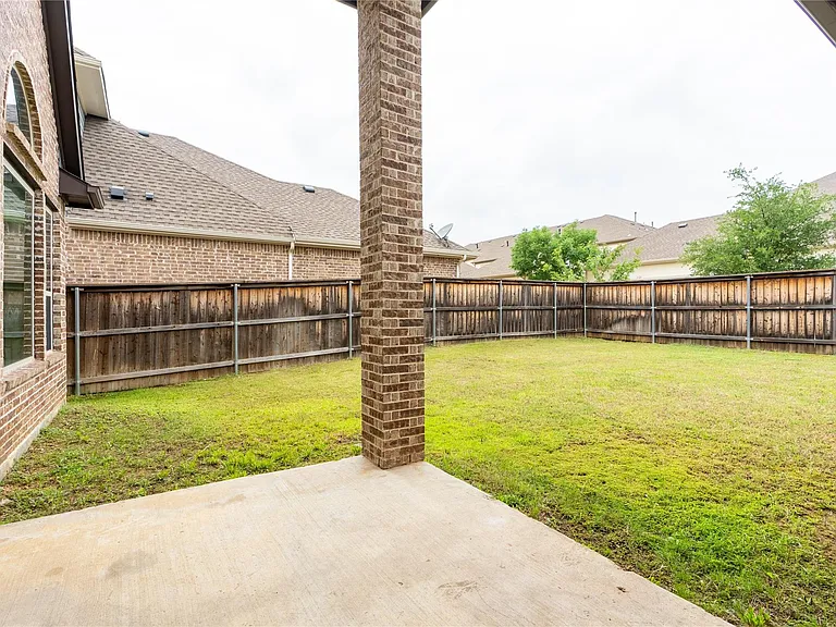 1113 Peacock Blvd — Photo 35