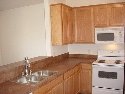 2nd image of 8128 W Elizabeth Ln #8134