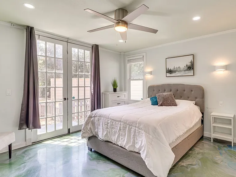372 Plum St — Photo 15
