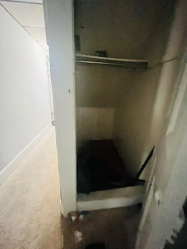 Studio, 1.0 bath, 1962 sqft, $600 — Photo 1