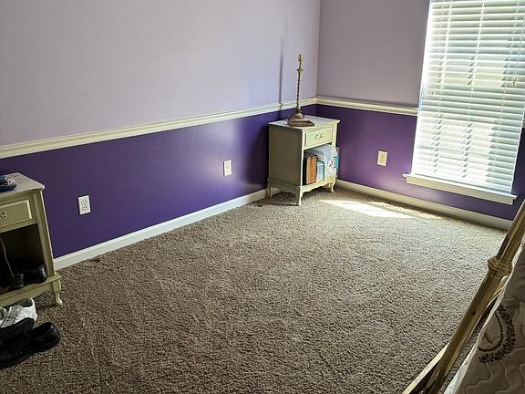 4th image of 7542 Woodshire Dr