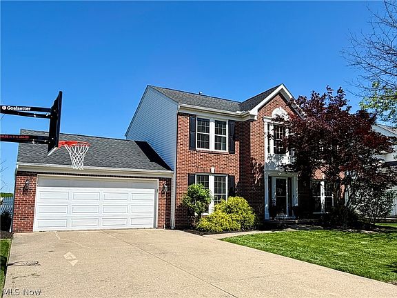 2nd image of 5255 Glenmoore Way