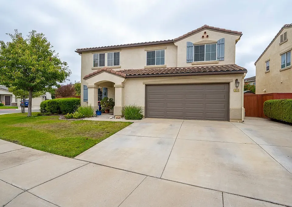 1114 Conception Dr