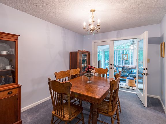 5th image of 2304 Oriole Dr