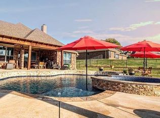 156 Ellis Spring Dr, Weatherford, TX 76085