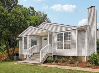 3077 Casa Dr, Nashville, TN 37214