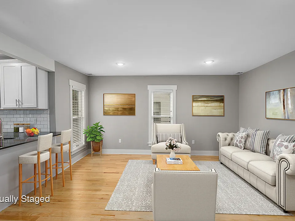 261 Eastern Ave SE #2