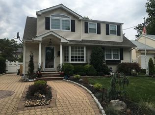 51 Beverly Hill Rd, Clifton, NJ 07012