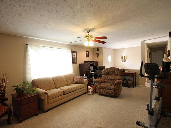 5th image of 1506 Highlands Dr