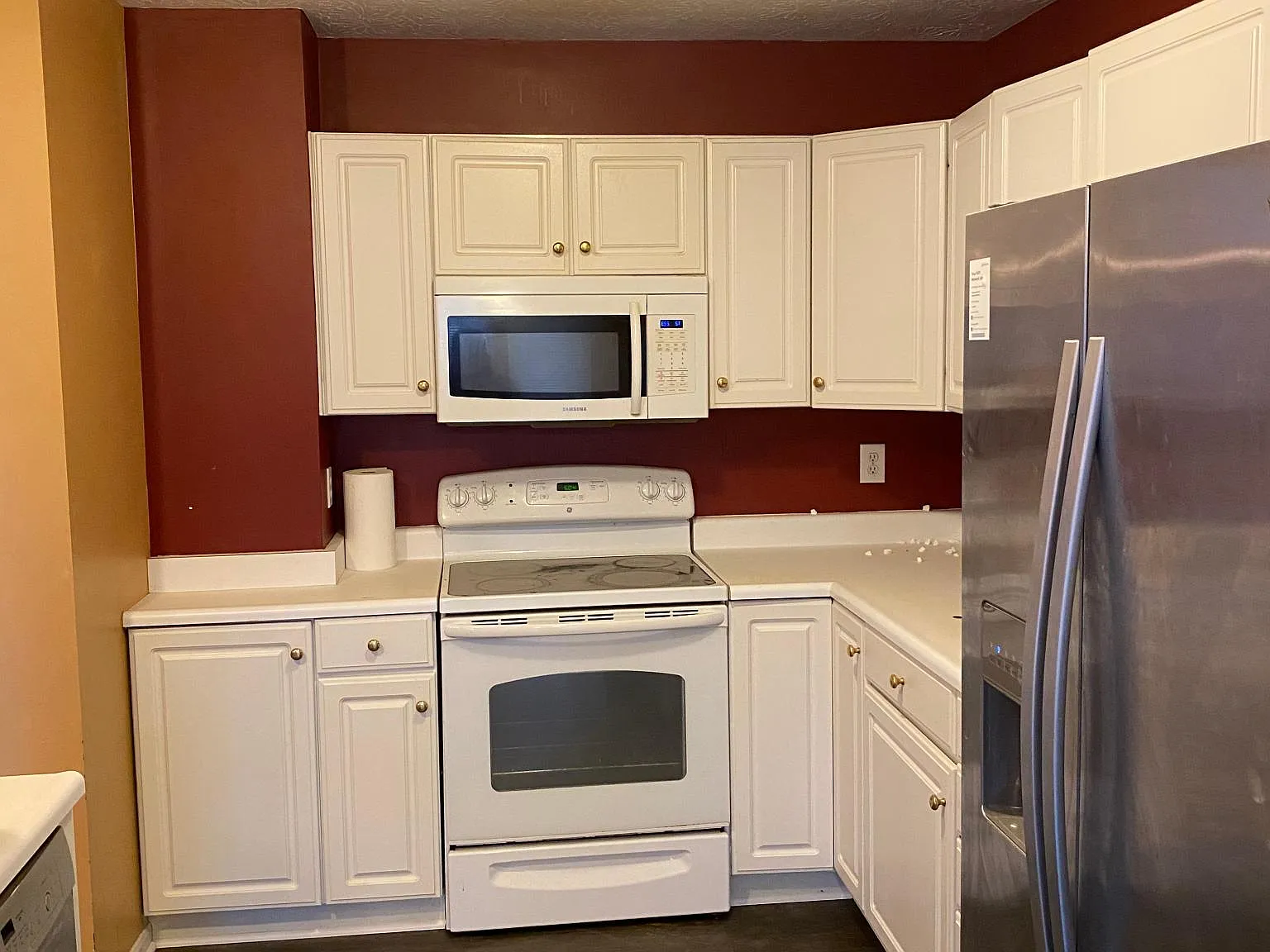 3 bed, 2.5 bath, 1509 sqft, $2,330 — Photo 2