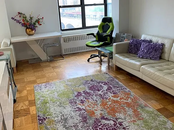 40 Brightn 1st Road image 1 of 8