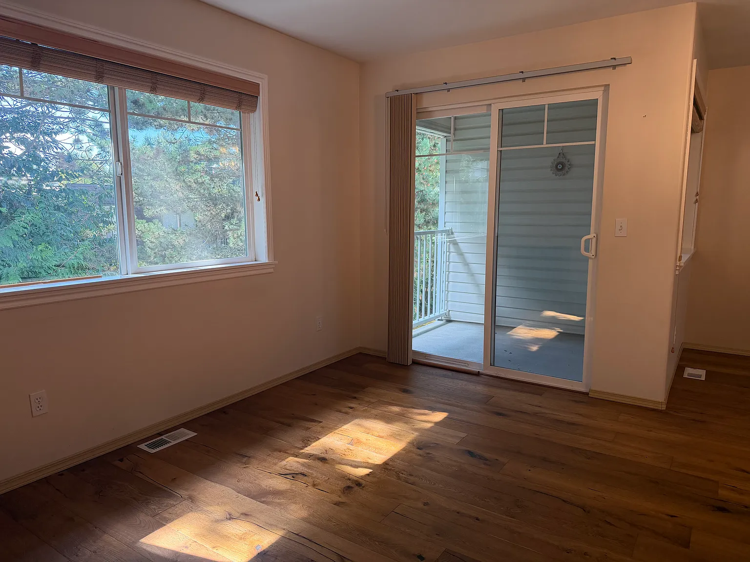 3 bed, 2.5 bath, 1722 sqft, $3,300 — Photo 4