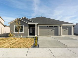 225 Bratton St, Prosser, WA 99350