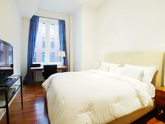 Rented by Sotheby's International Realty | media 29