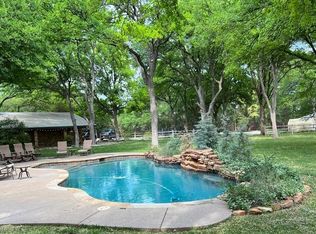 401 County Road 246, Florence, TX 76527