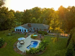 1665 Palmer Rd, Lebanon, TN 37090