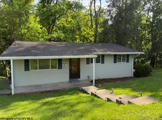 151 Grove St, Morgantown, WV 26501