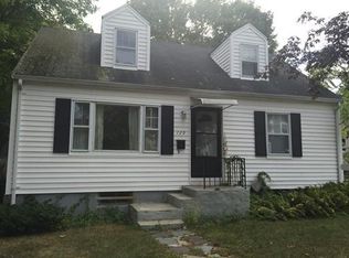 129 Arlington St, Medford, MA 02155