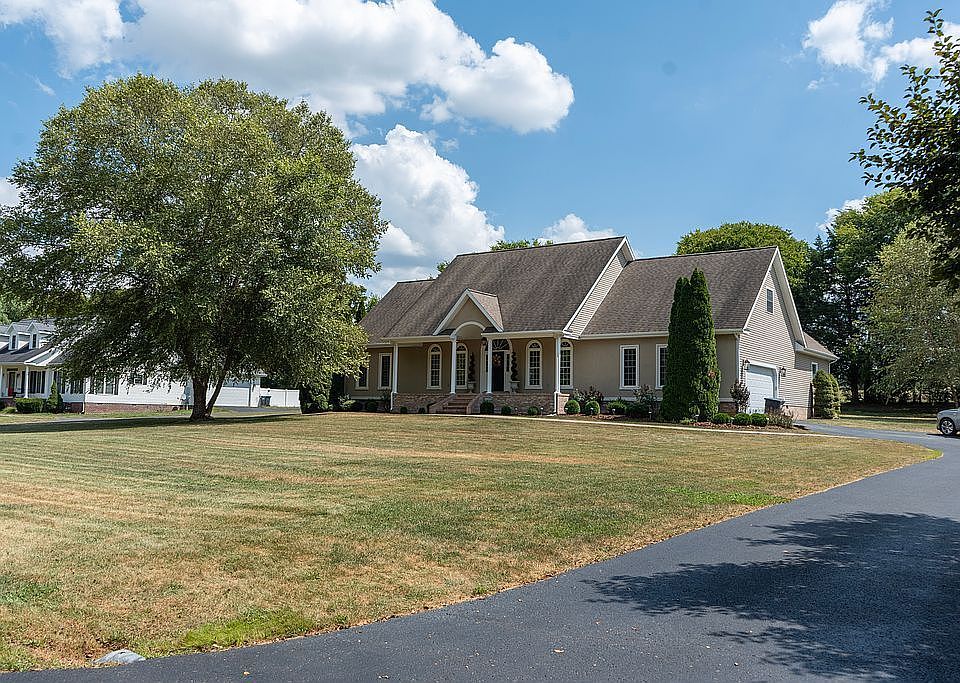 1st image of 3127 Kountry Spring Ln