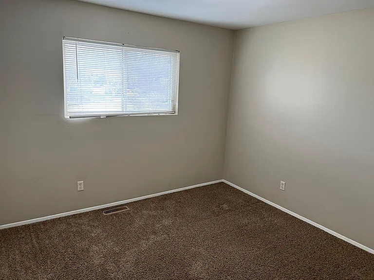 151 Jenness Ln #G — Photo 11