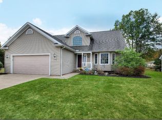 4578 Crestview Ct, Cleveland, OH 44143