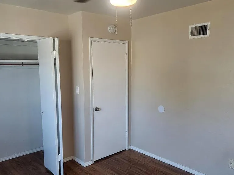 189 Montebello St — Photo 1