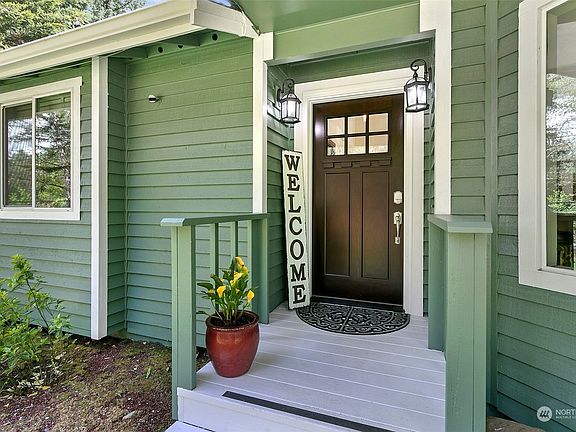 2nd image of 23226 121st Street E