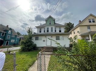 934 Nathaniel Rd, Cleveland, OH 44110